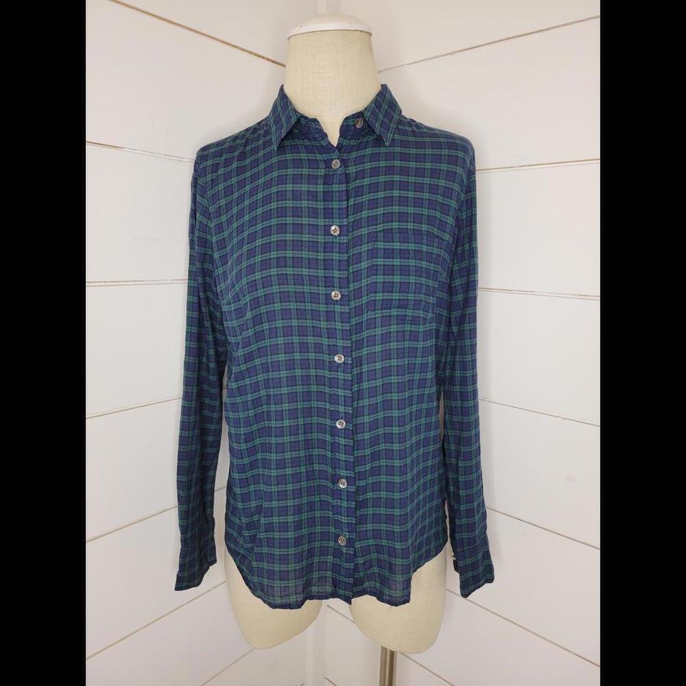 J Crew size 2 blue & green plaid "boy" button down shirt